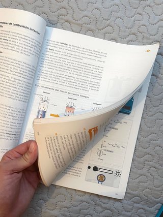 Libros de texto Física, Tecnología, Religión.