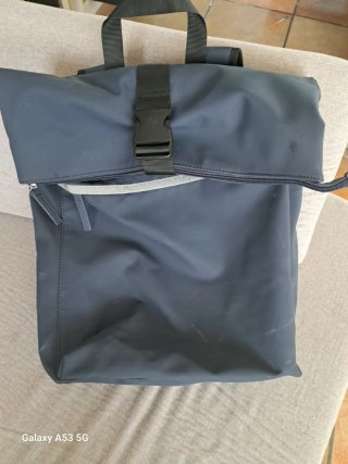 Mochila y cojín Quechua