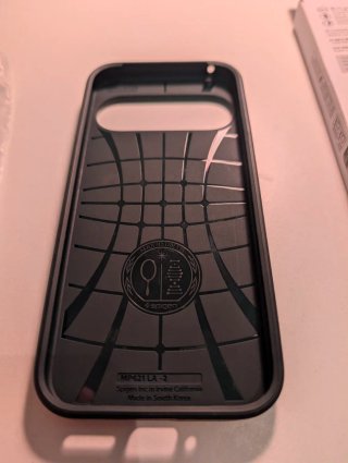 Funda Spigen Liquid Air Pixel 9 Pro/9.
