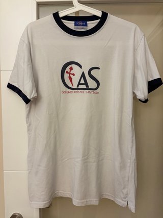 Uniforme Colegio Apostol Santiago