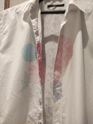 Camisa caballero blanca floral