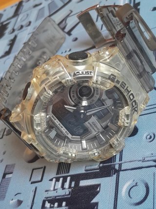 Reloj Casio G-Shock Transparente