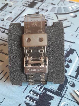 Reloj Casio G-Shock Transparente