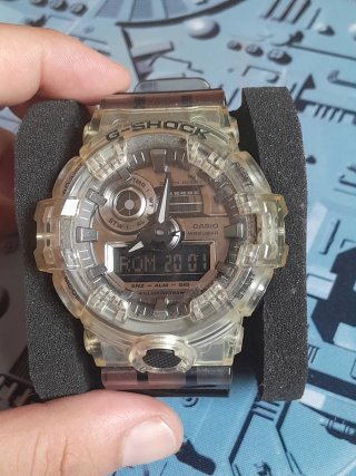 Reloj Casio G-Shock Transparente