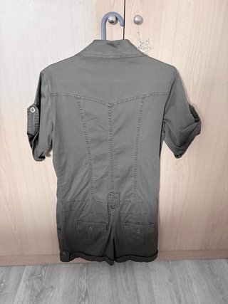 Mono corto militar verde