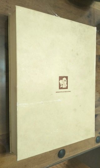LIBRO DIBUJOS COLECCIONES REAL FÁBRICA SARCADELOS