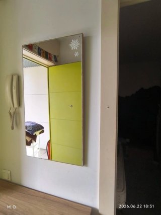 Mueble recibidor con espejo