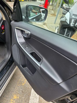 Volvo XC60 2012