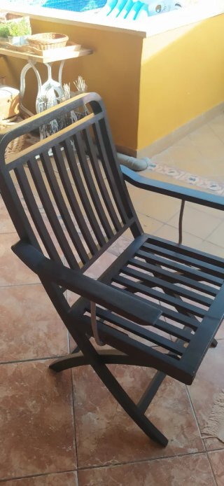 Silla de jardín metálica y madera