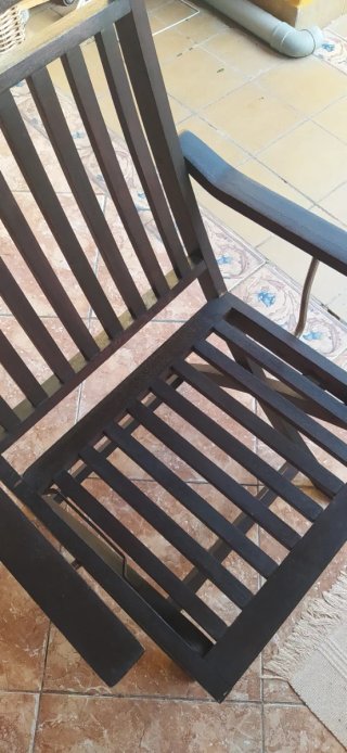 Silla de jardín metálica y madera