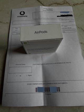 AirPods 4