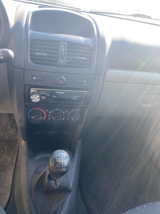 Renault Clio 2005
