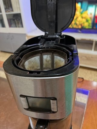 Cafetera de Goteo Negra y Plateada