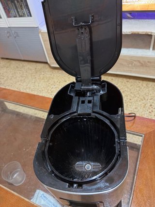 Cafetera de Goteo Negra y Plateada