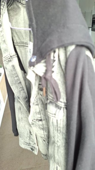 Chaqueta tejana Jack & Jones con capucha