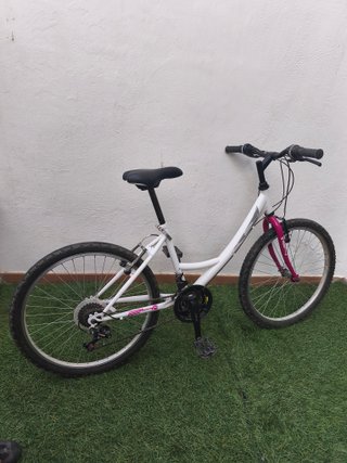 Bicicleta 24 Blanca y Rosa