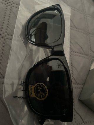 Gafas de sol negras