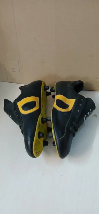 Botas de fútbol T.40 tacos recambiables