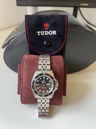 Tudor Mini-Sub Reloj Automático