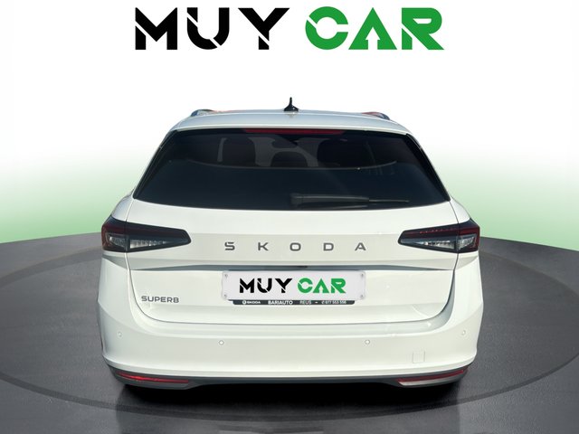 Skoda Superb Combi 1.5 TSI m-HEV Selection DSG 110 kW (150 CV)