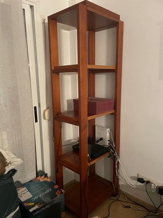 Mueble de comedor madera y cristal