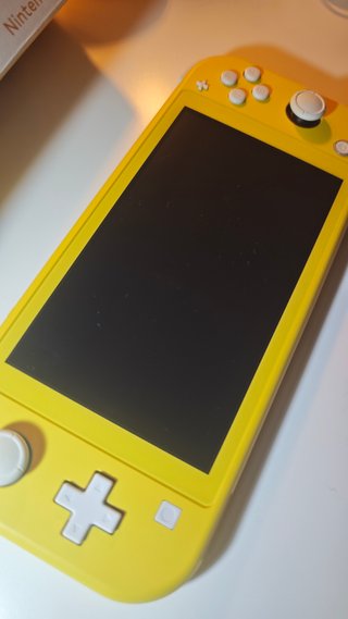 PERFECTA // NINTENDO SWITCH LITE