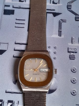 Relojes de pulsera de cuarzo suizo