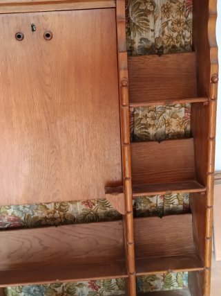 Mueble Librería Madera y Tela