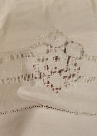Lenzuolo sfilato siciliano matrimoniale