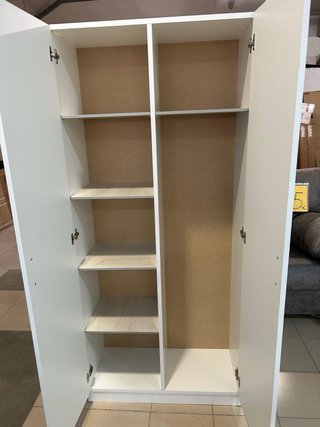 Mueble Escobero Blanco