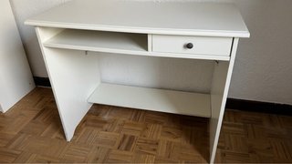 Escritorio madera con cajón