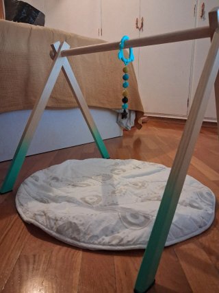 Gimnasio infantil de madera