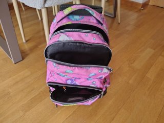 Mochila Totto Escolar Ruedas Gatitos Espaciales