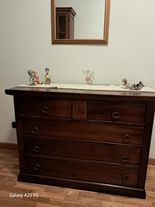 Arredamento soggiorno arte povera
