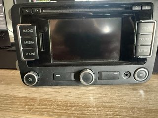 Radio y altavoces originales Scirocco