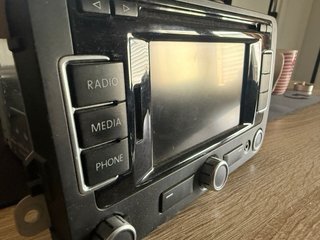 Radio y altavoces originales Scirocco