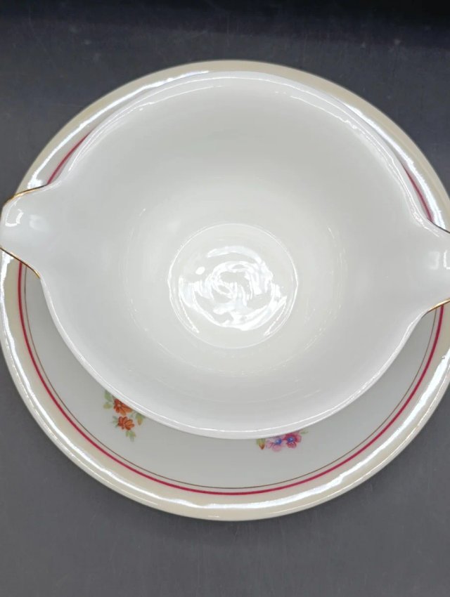 Salsera porcelana francesa UML