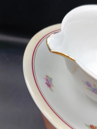 Salsera porcelana francesa UML