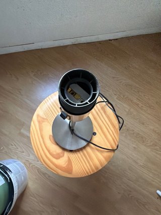 Lámpara de mesa IKEA metal