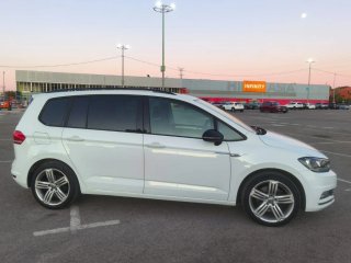Volkswagen Touran 2016