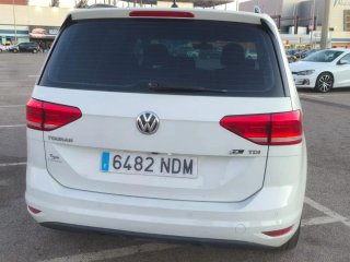 Volkswagen Touran 2016