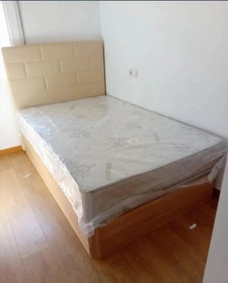 Canapés y colchones nuevos