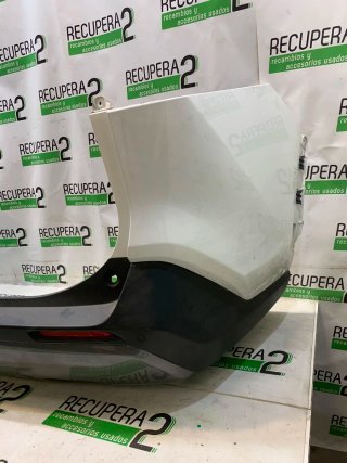 Parachoques Trasero Toyota RAV4 2025