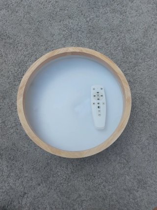 Plafón LED con mando a distancia