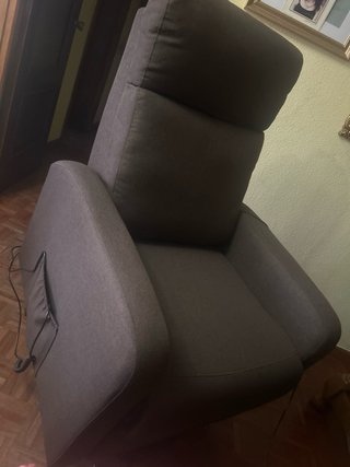 Sillón eléctrico reclinable para mayores. Masaje y