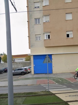 SE ALQUILAN PLAZAS DE  GARAJE
