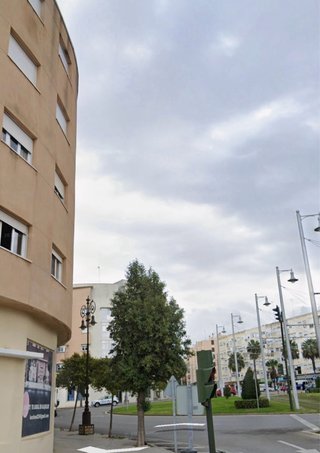 SE ALQUILAN PLAZAS DE  GARAJE