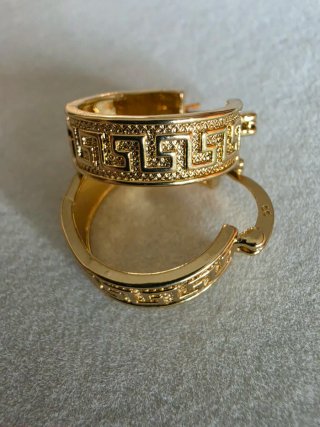 Pendientes Aro Dorados con Diseño Griego