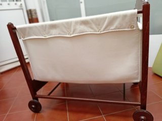 Mini Cuna de madera y mimbre