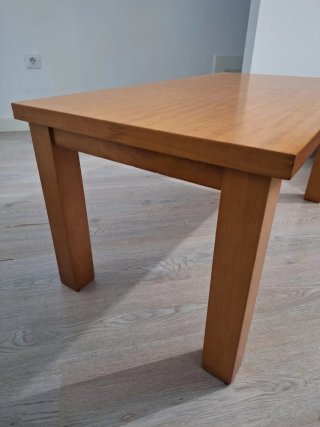 Mesa de centro de madera